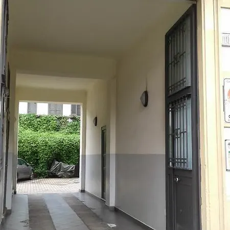 Via Comune Antico Milan